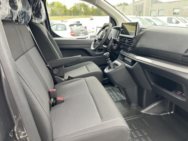 Peugeot Expert image 2