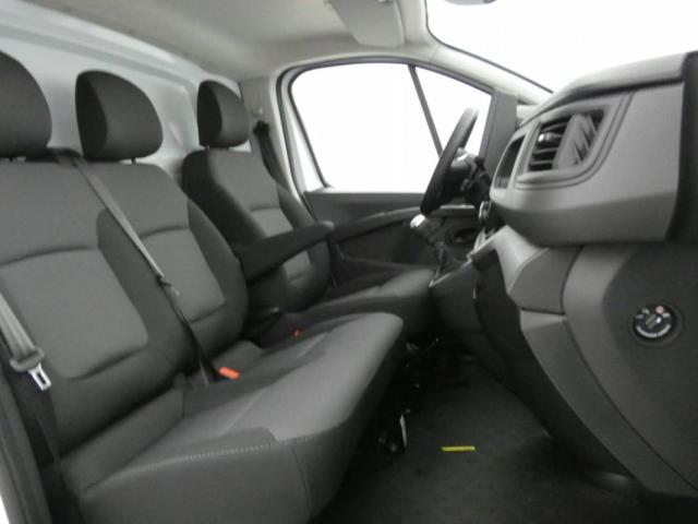 Renault Trafic image 6