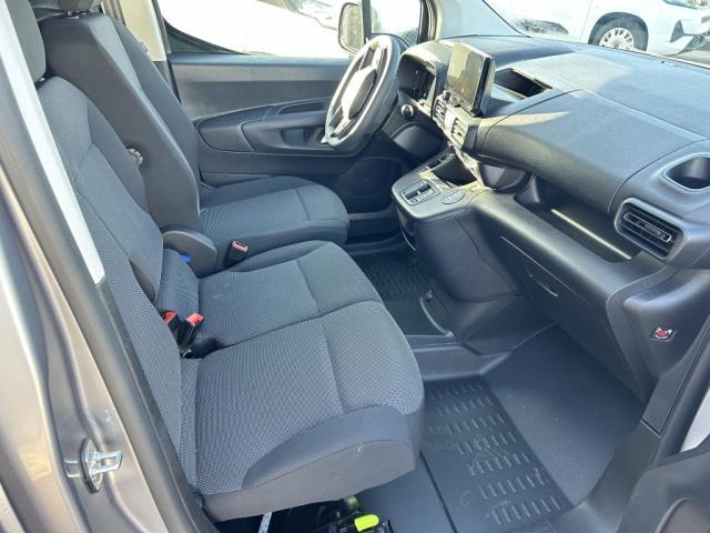 Opel Combo Cargo image 6