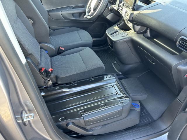 Opel Combo Cargo image 3