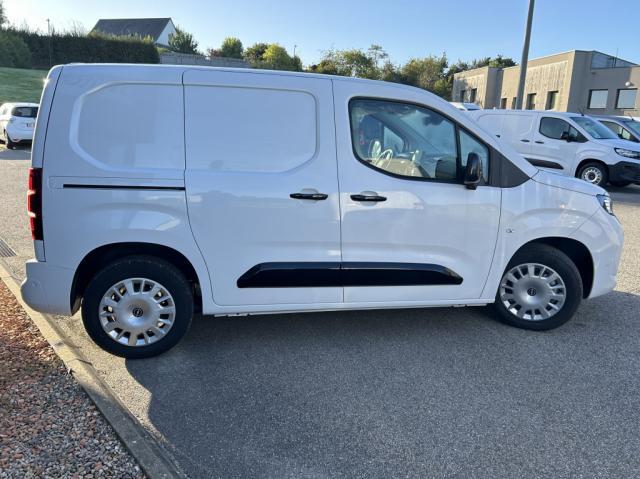 Opel Combo Cargo image 9