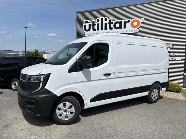 Renault Master image 1