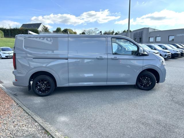 Volkswagen Transporter image 8