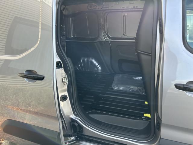 Peugeot Partner image 9