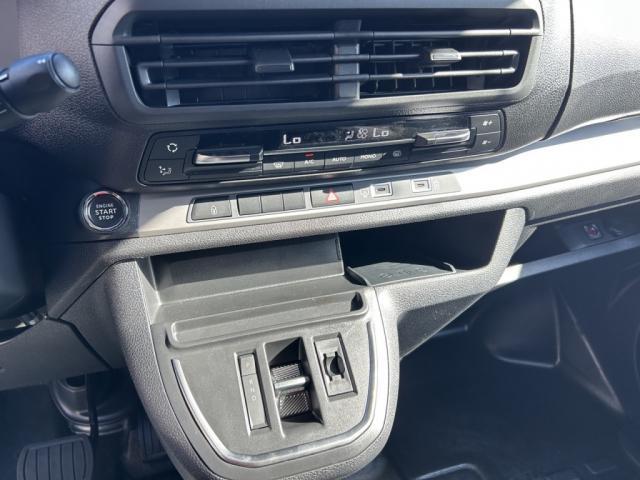 Peugeot Expert image 8