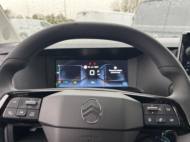 Citroen Jumpy image 8