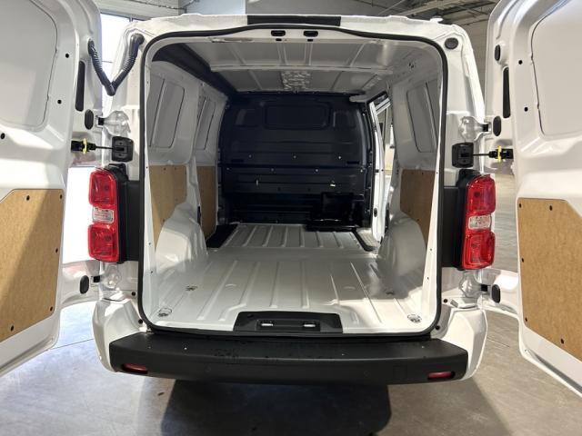 Citroen Jumpy image 3