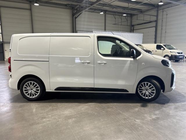 Peugeot Expert image 1