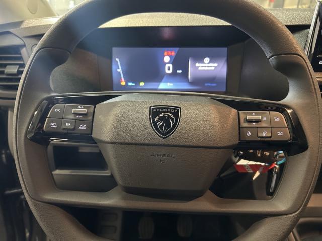 Peugeot Expert image 9
