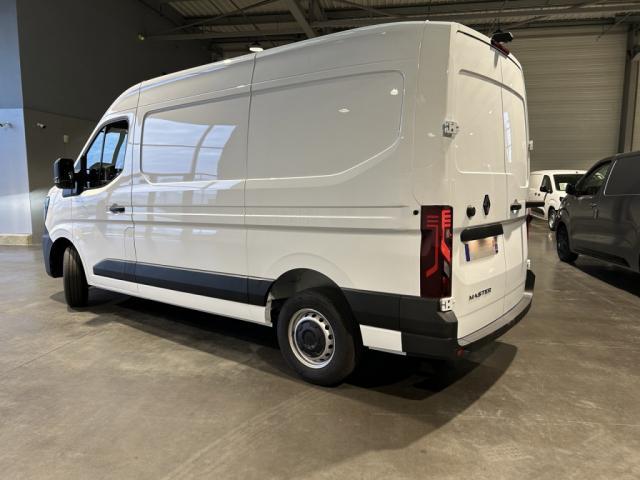 Renault Master image 9