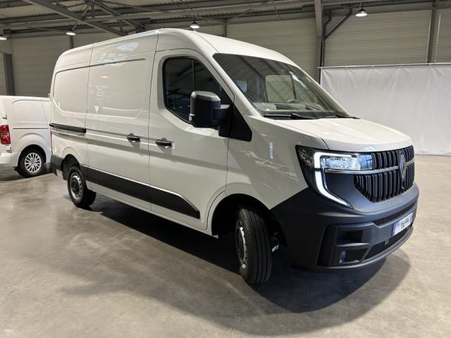 Renault Master image 1