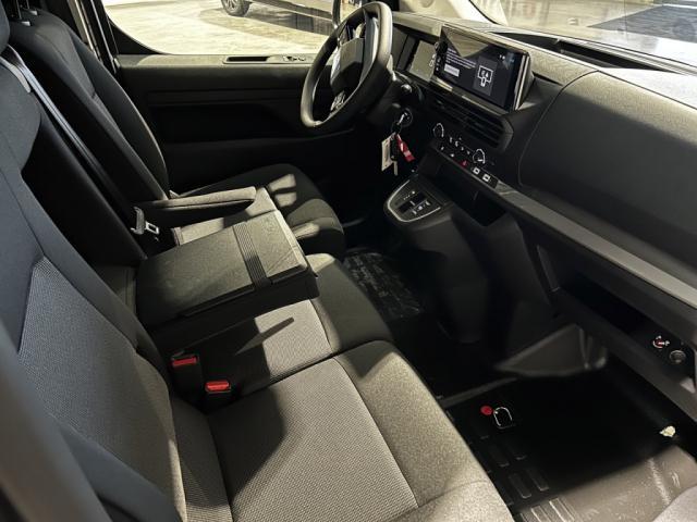 Citroen Jumpy image 2