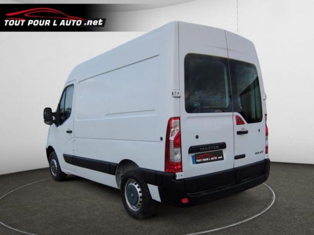 Renault Master image 1