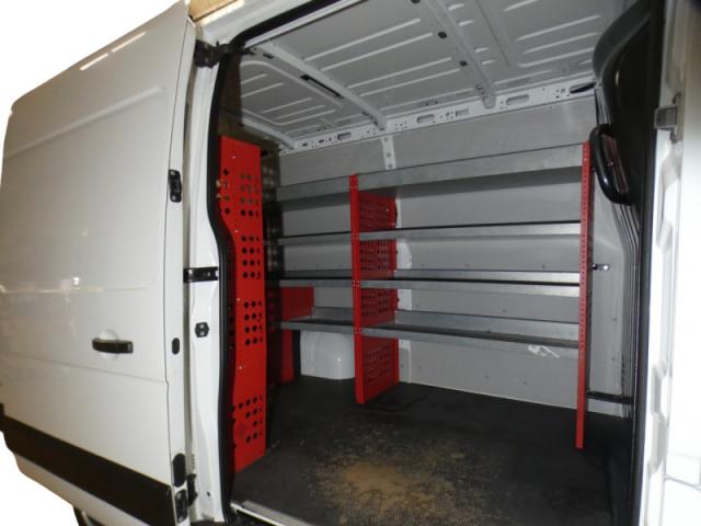 Renault Master image 2