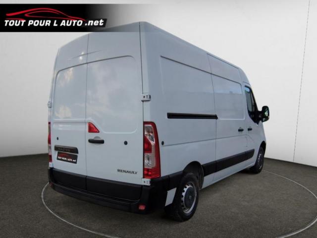 Renault Master image 1