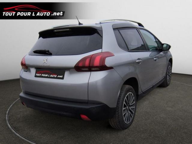 Peugeot 2008 image 8