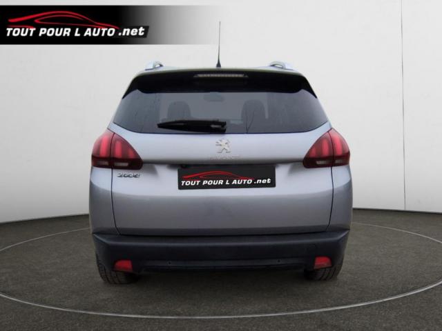 Peugeot 2008 image 2