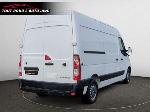 Renault Master image 1