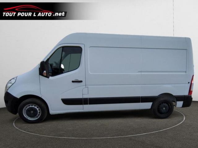 Renault Master image 2