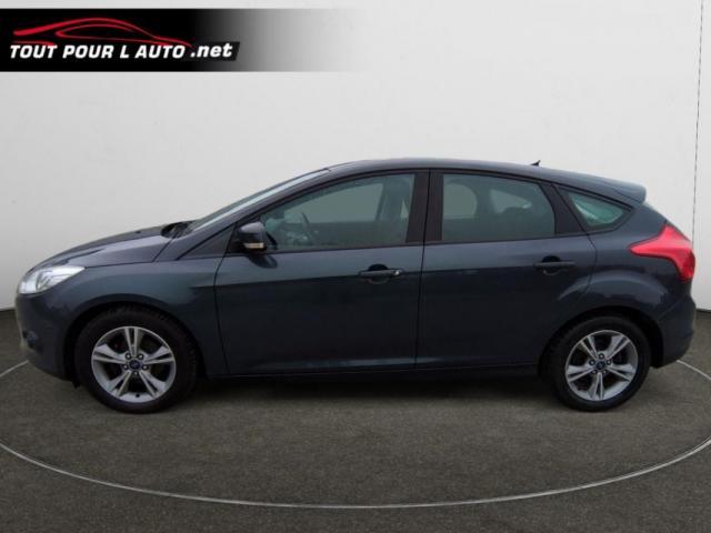 Ford Focus image 8