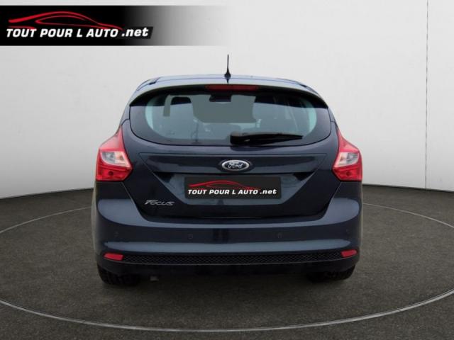 Ford Focus image 7