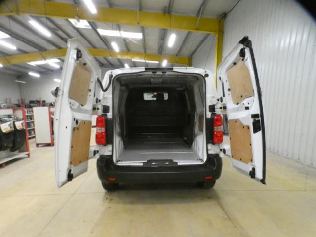 Peugeot Expert image 3