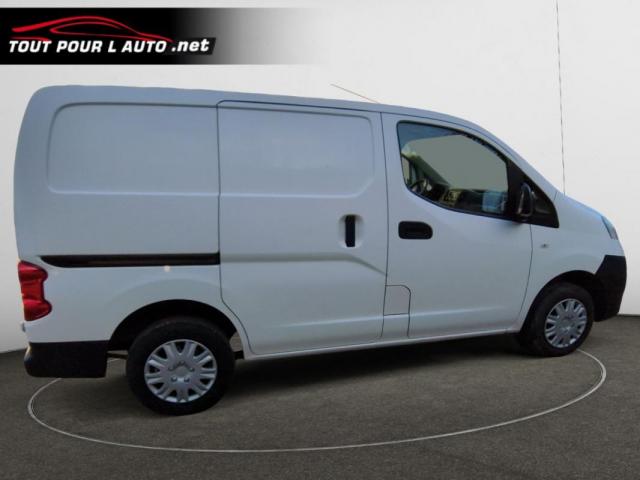 Nissan Nv200 image 1