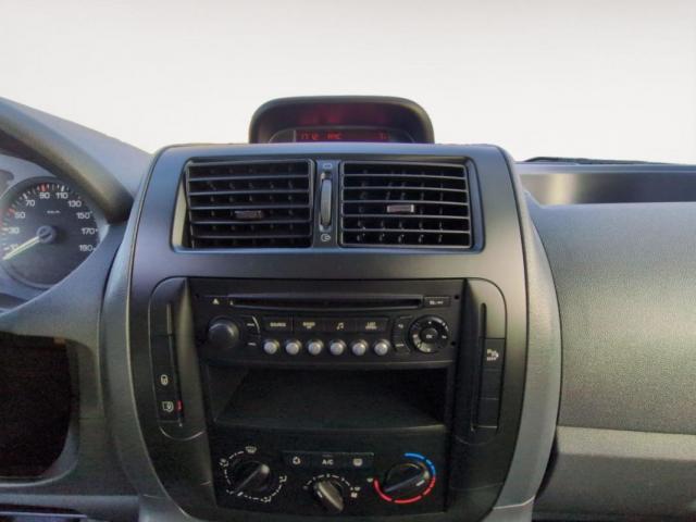 Peugeot Expert image 8