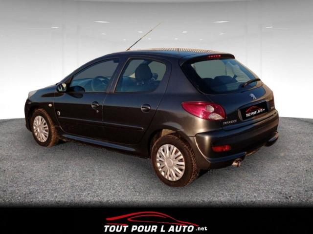 Peugeot 206+ image 3