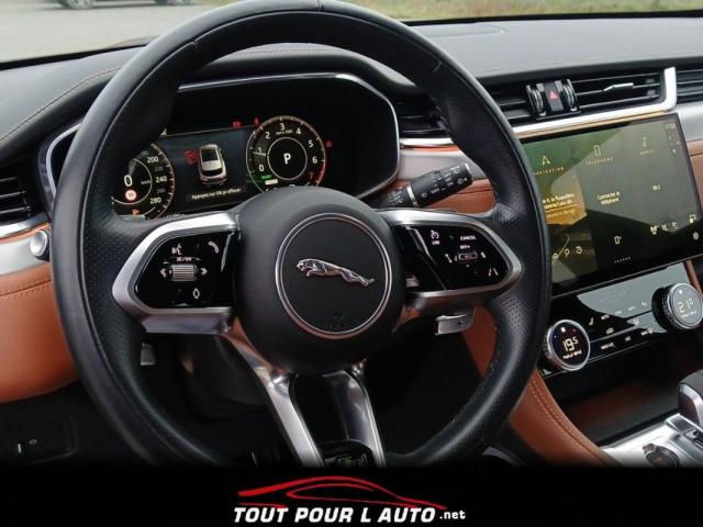 Jaguar F-Pace image 2