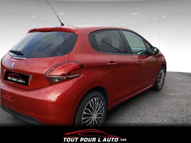 Peugeot 208 image 8
