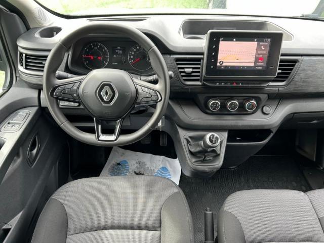 Renault Trafic image 7