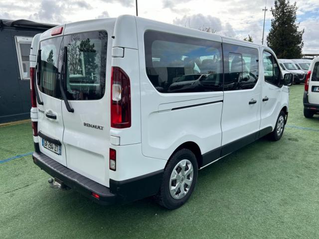 Renault Trafic image 9