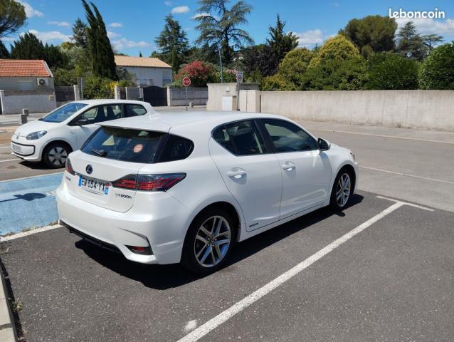 Lexus Ct 200h image 4