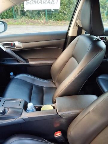 Lexus Ct 200h image 6