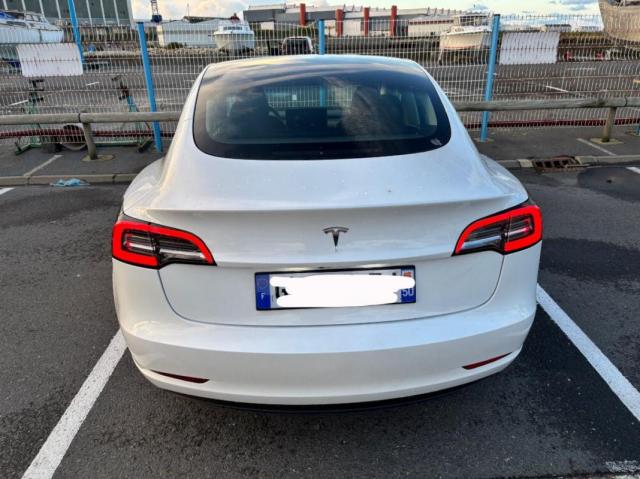 Tesla Model 3 image 5