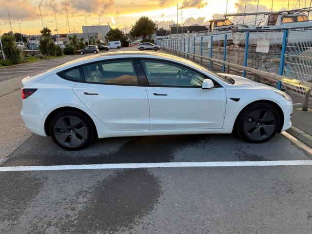 Tesla Model 3 image 1