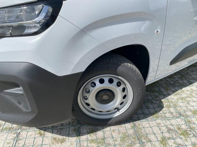 Peugeot Partner image 7
