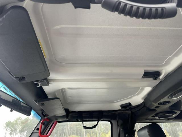 Jeep Wrangler image 3