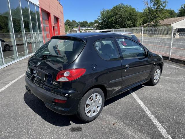 Peugeot 206 image 2