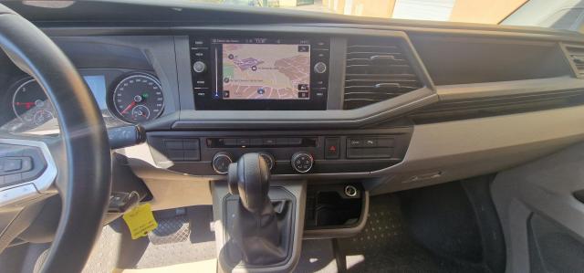 Volkswagen Transporter image 9