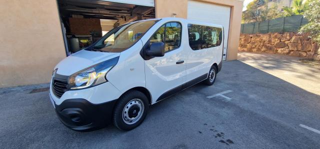 Renault Trafic image 2