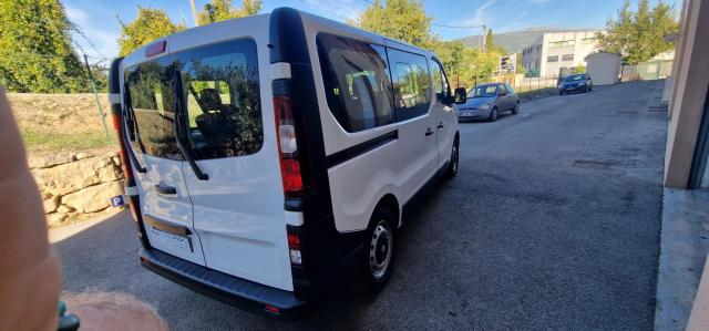 Renault Trafic image 8
