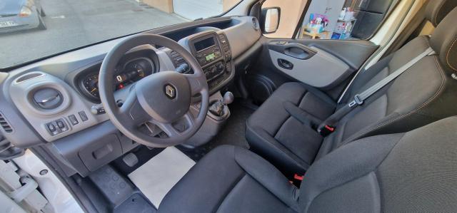 Renault Trafic image 4