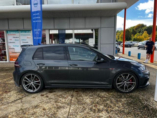 Volkswagen Golf image 1