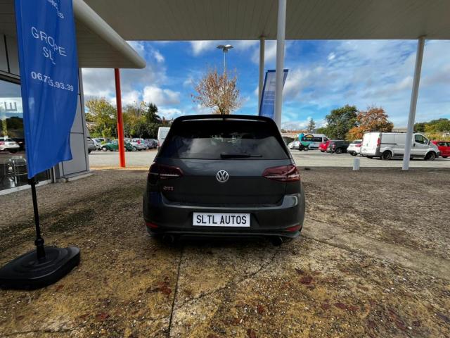 Volkswagen Golf image 9
