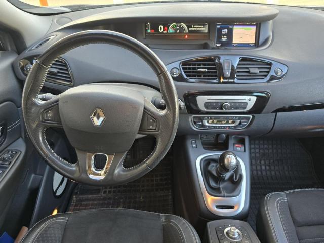 Renault Scénic image 2