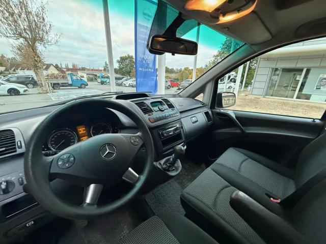 Mercedes Benz Vito image 2