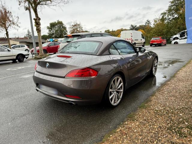 Bmw Z4 image 9