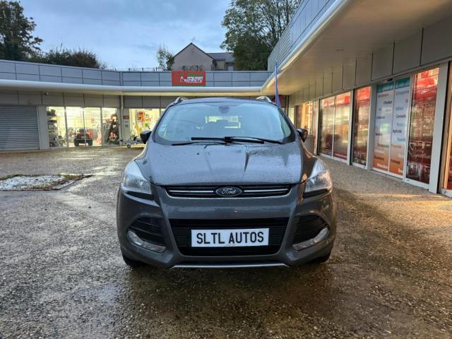 Ford Kuga image 3
